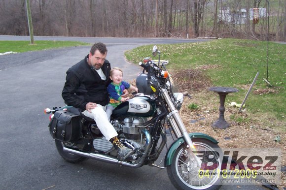 2005 Triumph America photo